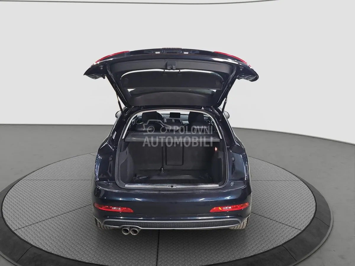 Audi Q3 2014 photo 5