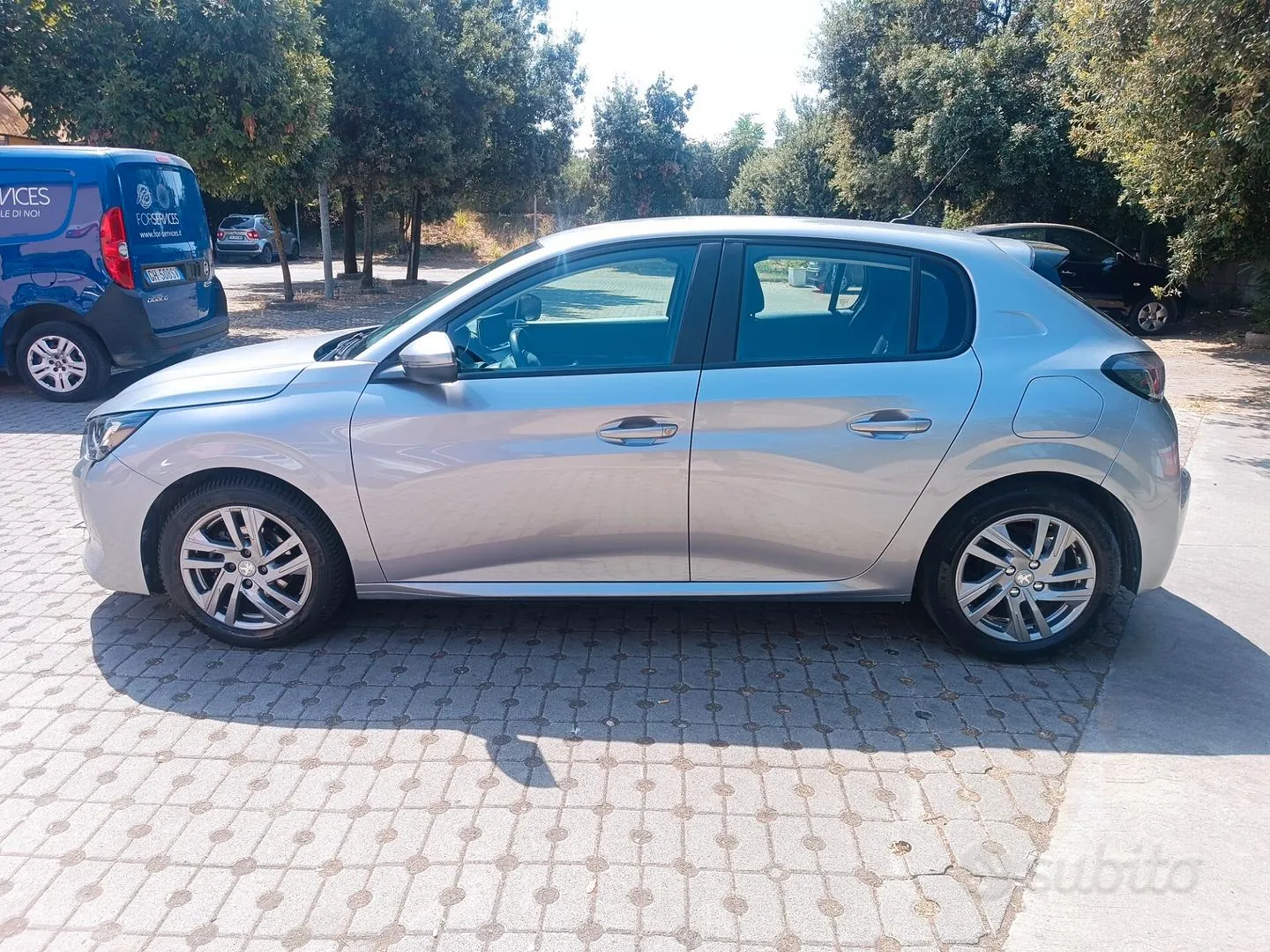 Peugeot 208 2021 photo 4