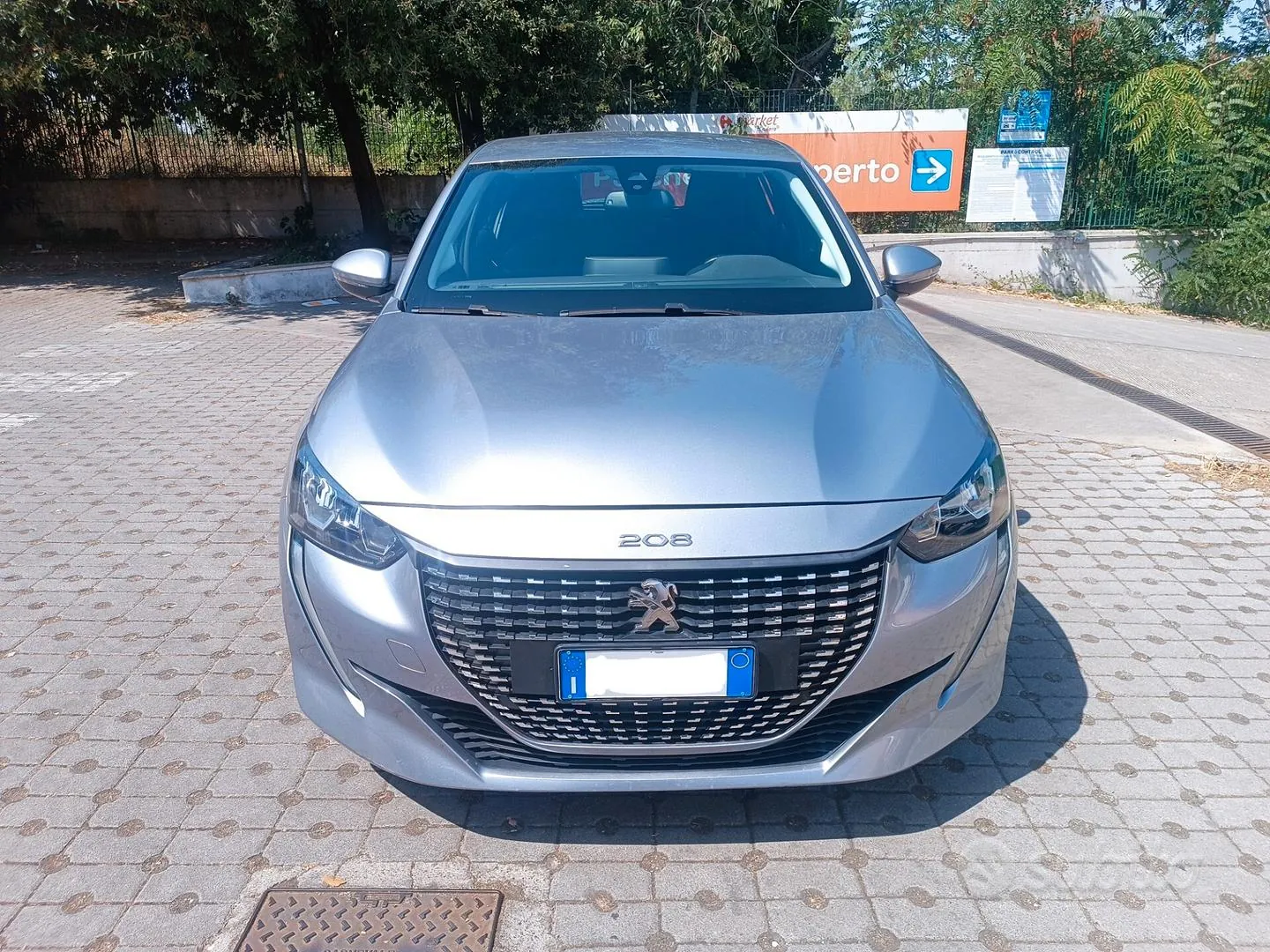 Peugeot 208 2021 photo 2