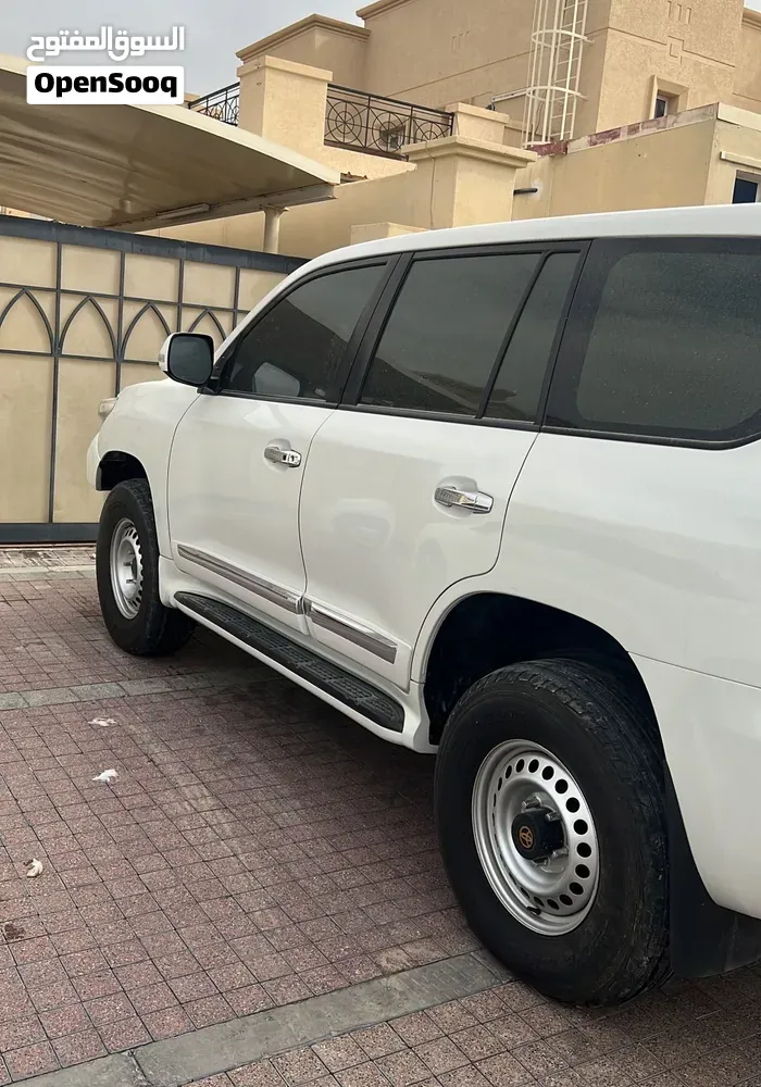 Toyota Land Cruiser 2015 photo 5