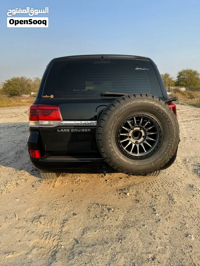 Toyota Land Cruiser 2015 photo 3