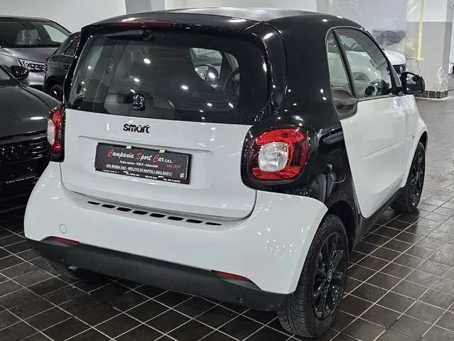 Smart Fortwo 2016 photo 4