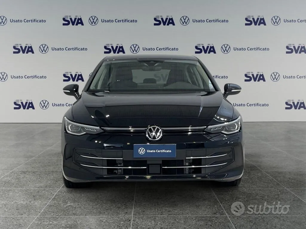 Volkswagen Golf 2025 photo 4