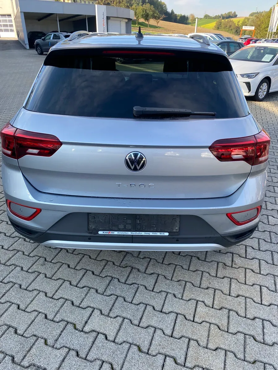 Volkswagen T-Roc 2024 photo 3