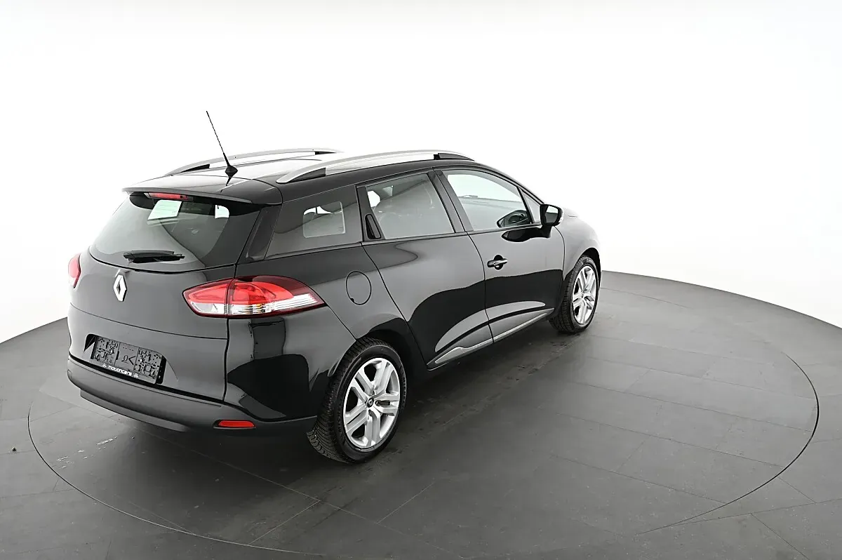 Renault Clio 2019 photo 2