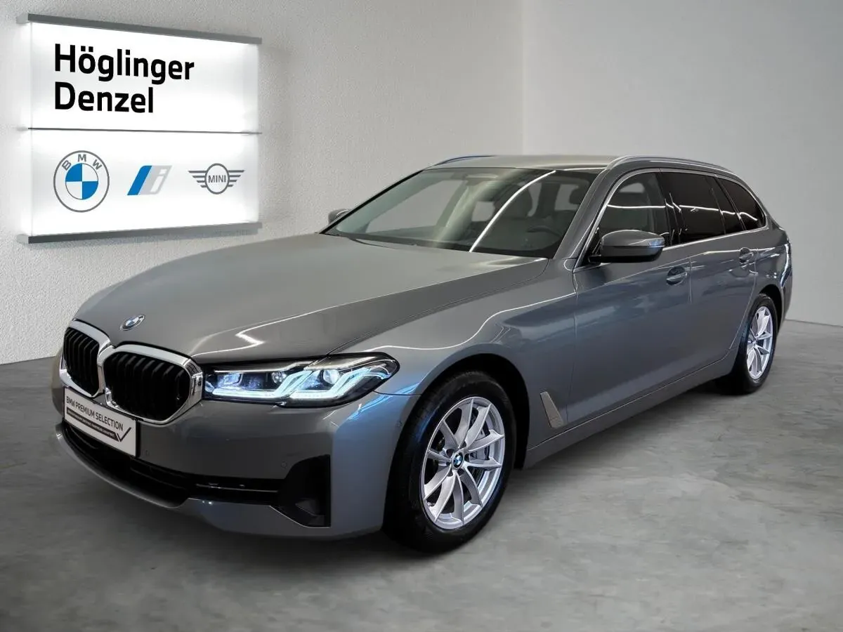 BMW 5 Series 2022 photo 2