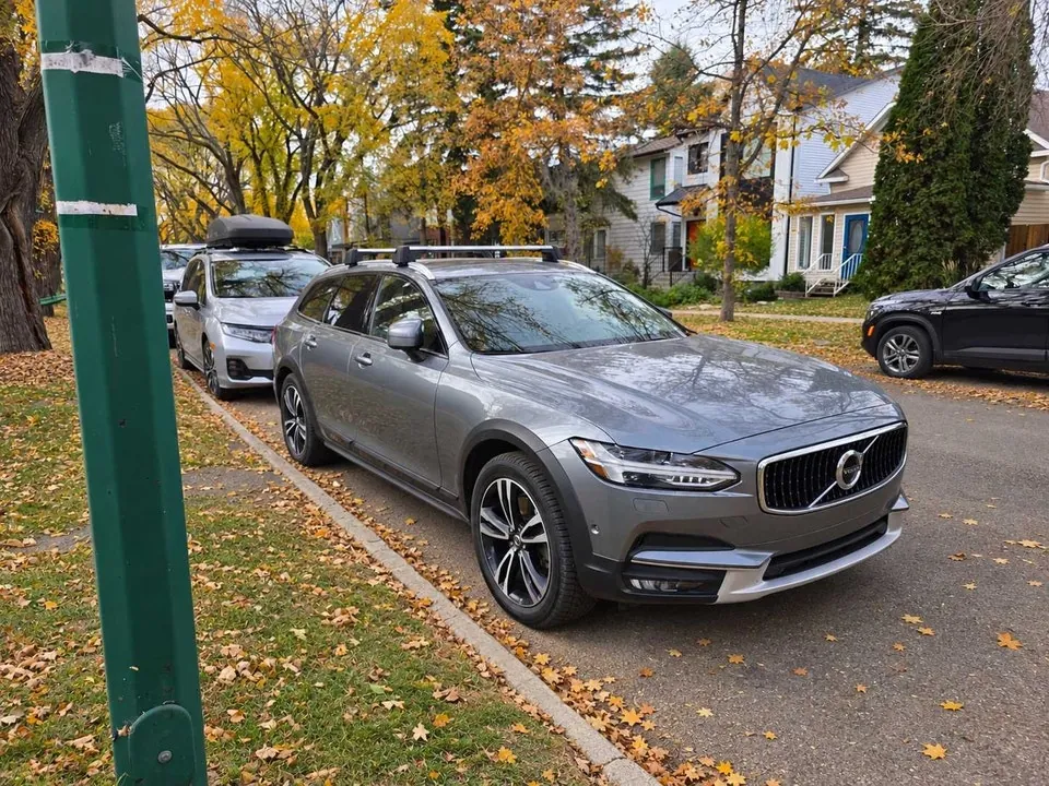Volvo V90 Cross Country 2019 photo 2