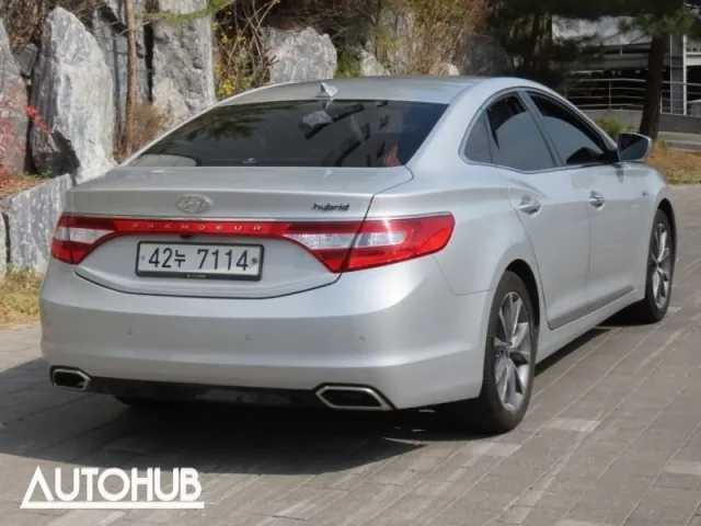 Hyundai Grandeur 2016 photo 3
