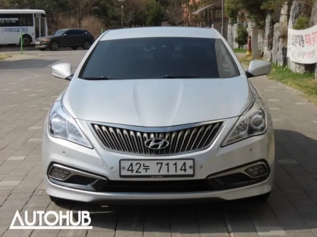 Hyundai Grandeur 2016 photo 2