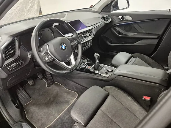 BMW 118D 2020 photo 2