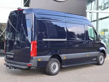 Mercedes-Benz Sprinter 2026 photo 2