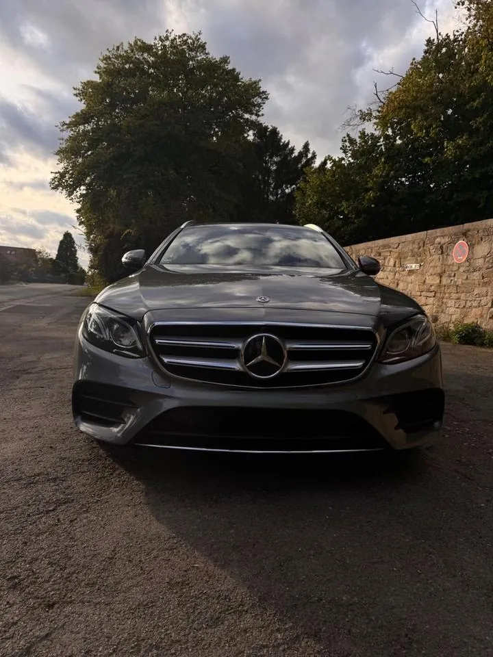 Mercedes-Benz E 400