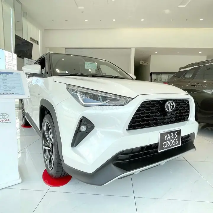 Toyota Yaris Cross 2026 photo 2