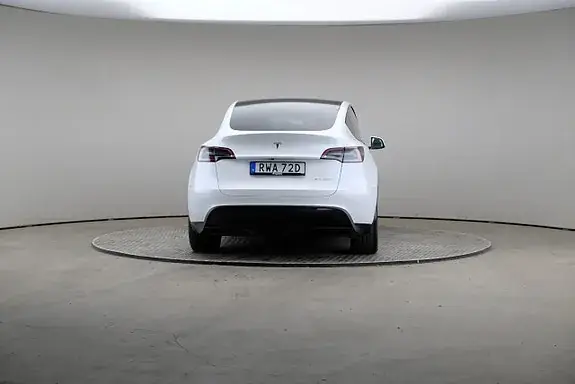 Tesla Model Y 2024 photo 5