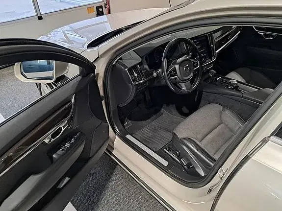 Volvo V90 2017 photo 2