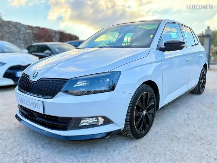Skoda Fabia 2016 photo 4