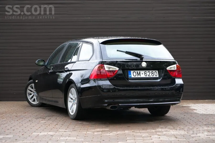 BMW 320 2008 photo 4