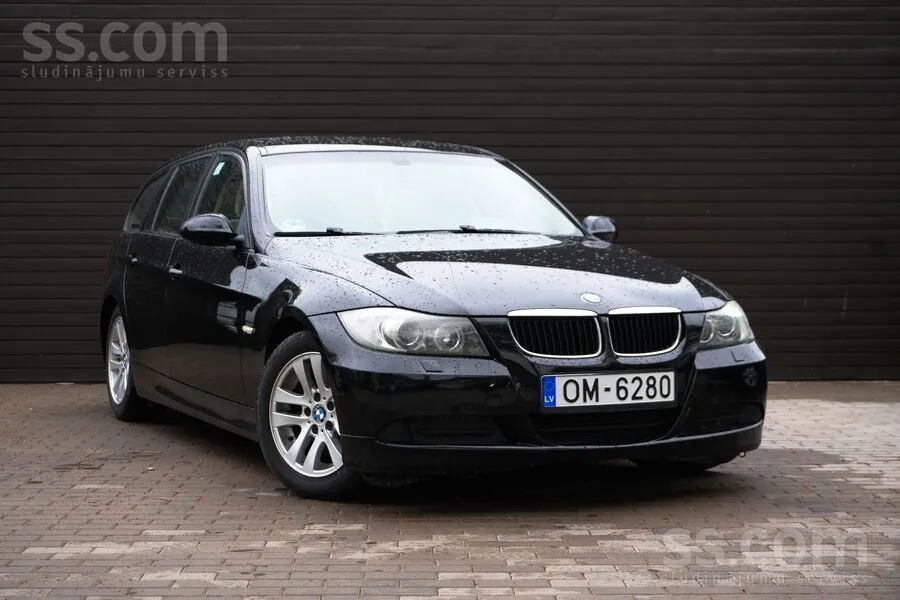 BMW 320 2008 photo 2