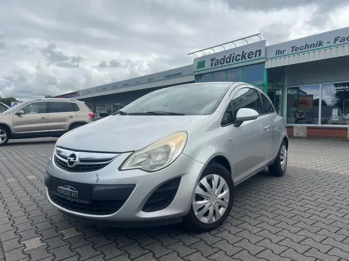 Opel Corsa D Edition