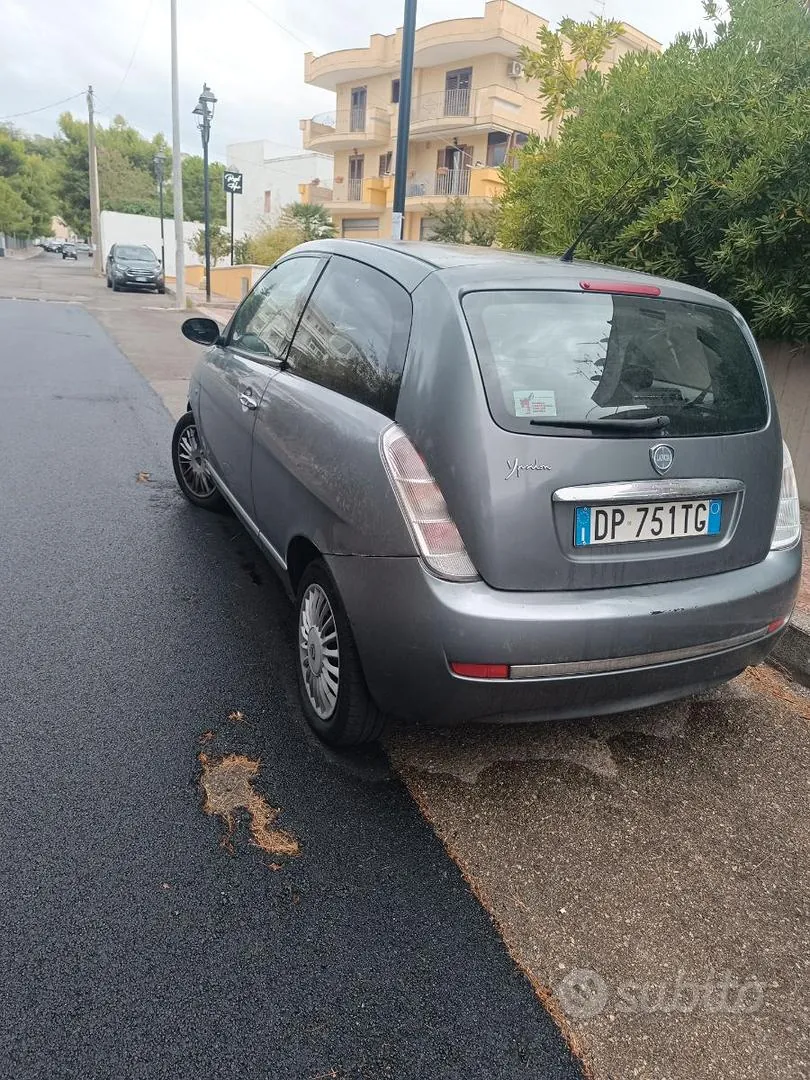 Lancia Ypsilon 2008 photo 2