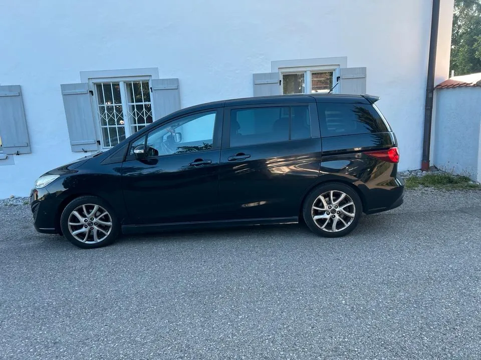 Mazda 5