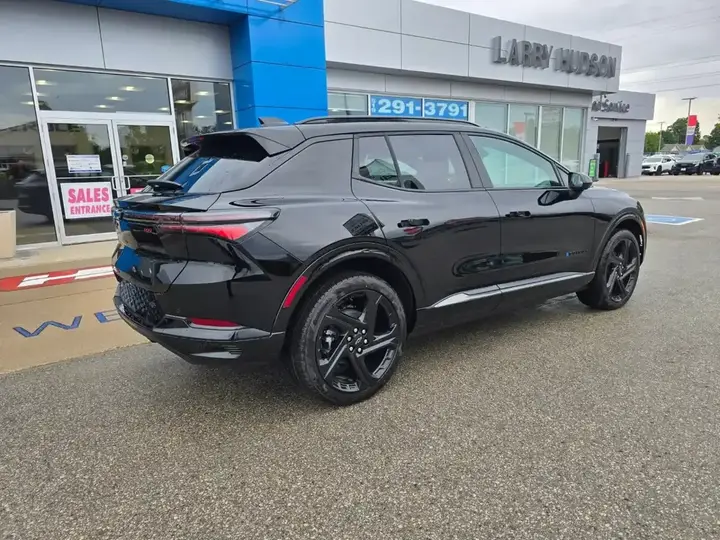 Chevrolet Equinox 2027 photo 3