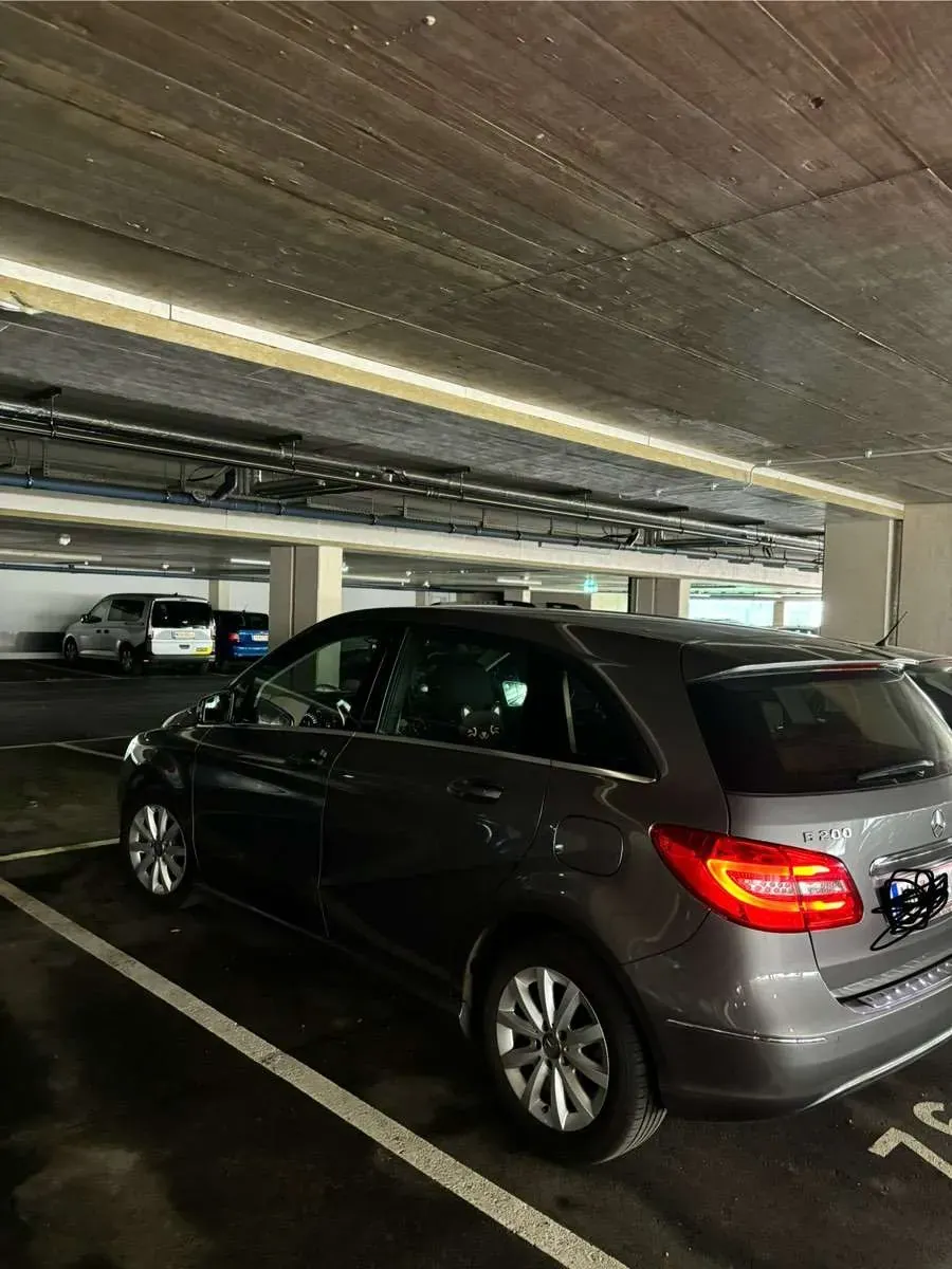 Mercedes-Benz B-Class 2013 photo 2