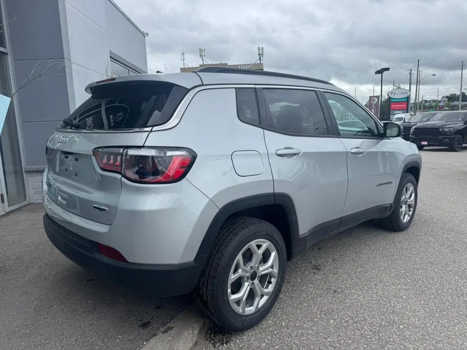 Jeep Compass 2026 photo 2