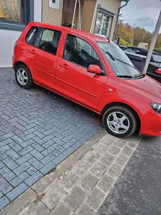 Mazda Mazda2