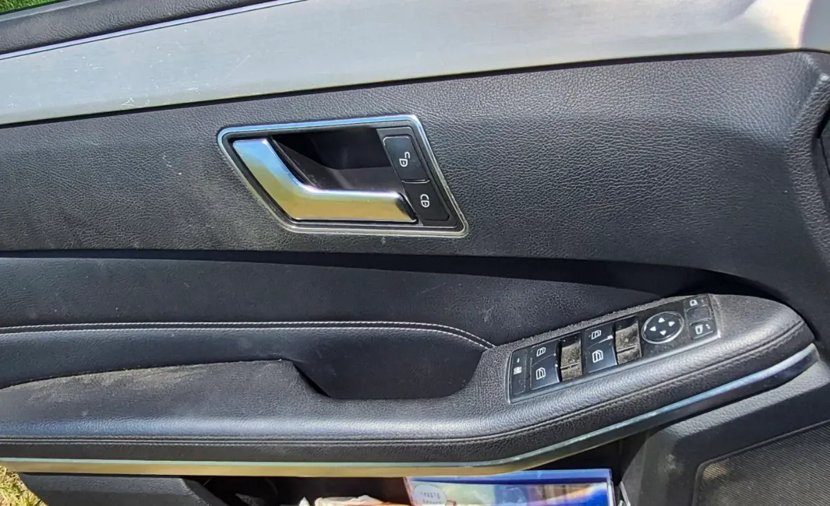 Mercedes-Benz E-Class 2014 photo 2