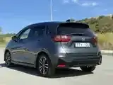 Honda Fit 2025 photo 5