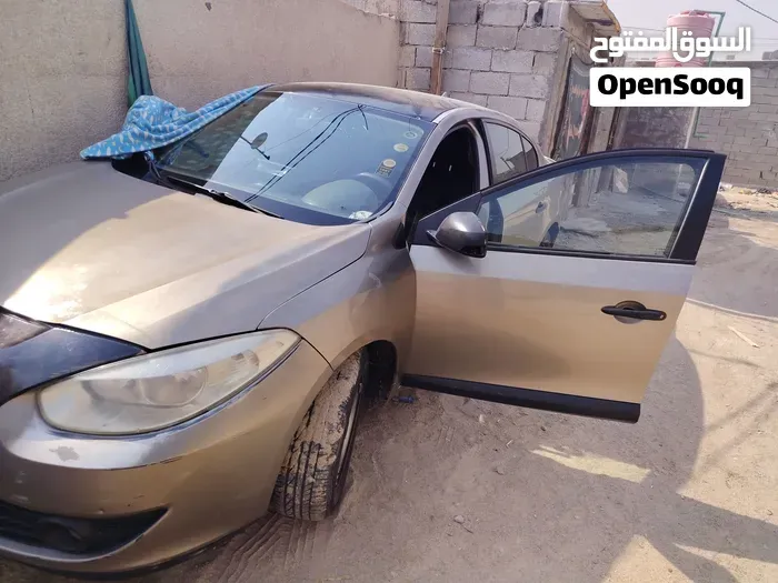 Renault Fluence 2013 photo 2