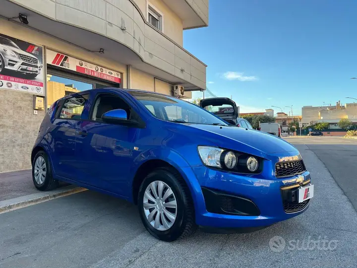 Chevrolet Aveo 2012 photo 3