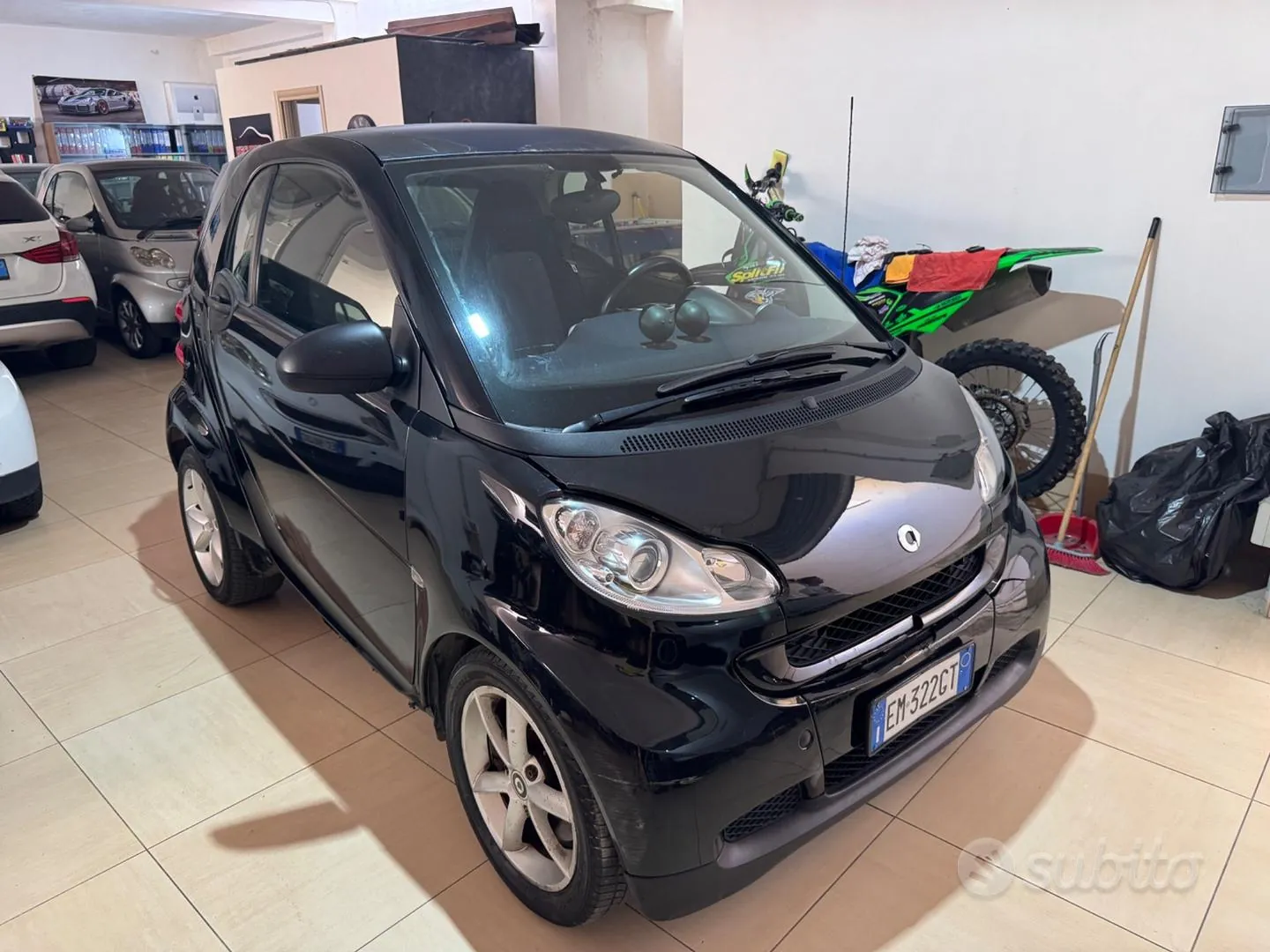 Smart Fortwo 2012 photo 2