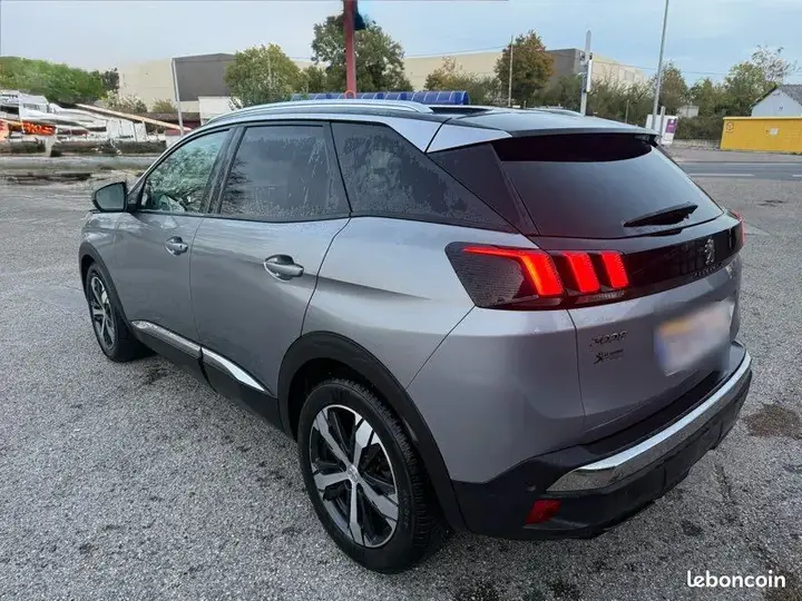 Peugeot 3008 2016 photo 2