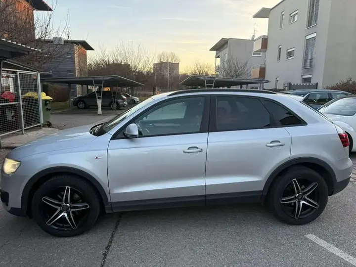 Audi Q3 2013 photo 3
