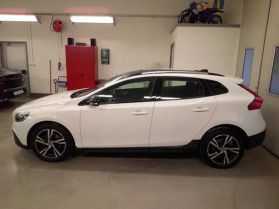Volvo V40 Cross Country 2014 photo 5