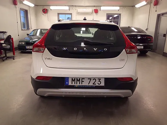 Volvo V40 Cross Country 2014 photo 4