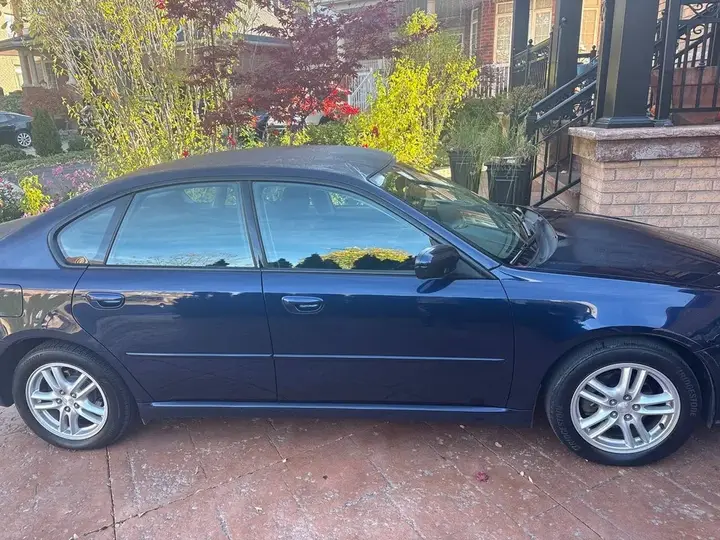 Subaru Legacy 2005 photo 3