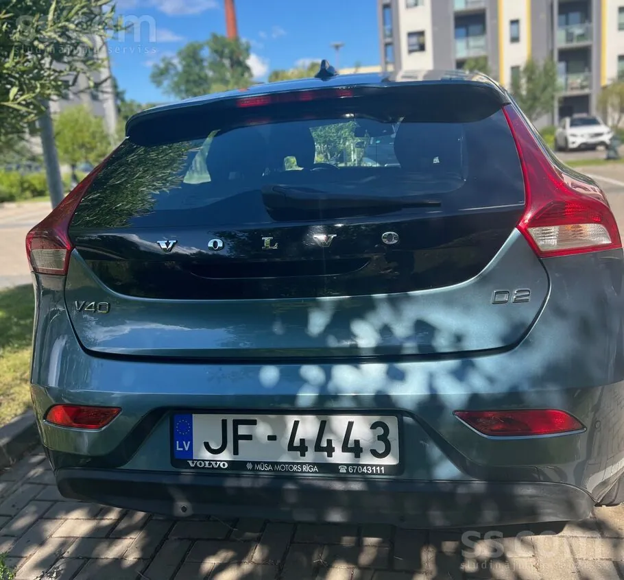 Volvo V40 2013 photo 4