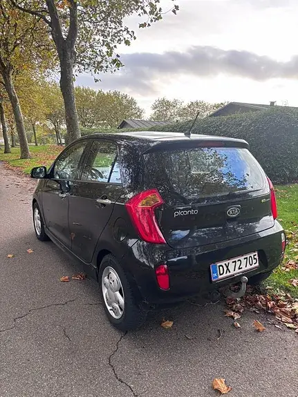 Kia Picanto 2011 photo 2