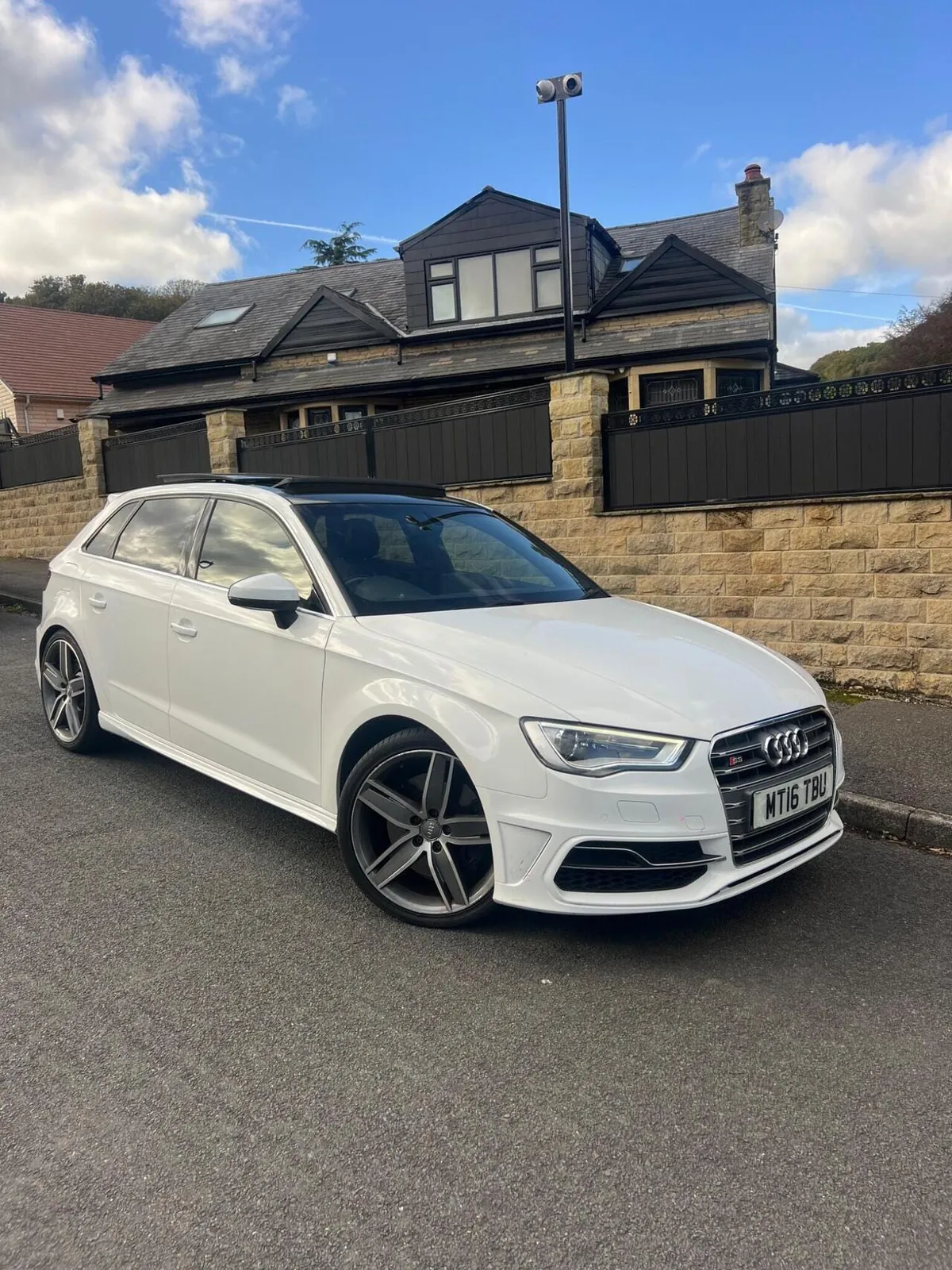Audi S3 2016 photo 2