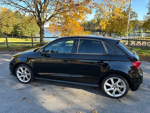 Audi A1 2016 photo 3