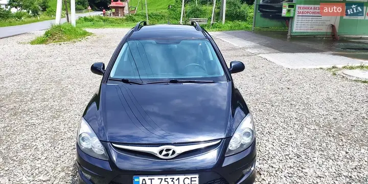 Hyundai I30 2010 photo 2