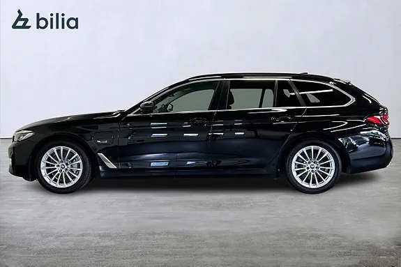 BMW 530E 2023 photo 4