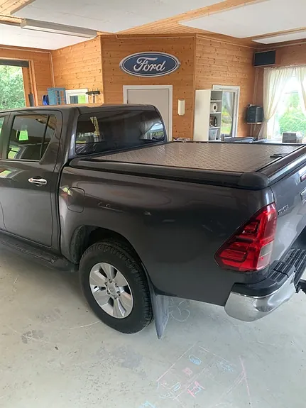 Toyota Hilux 2017 photo 4