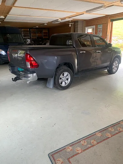 Toyota Hilux 2017 photo 2