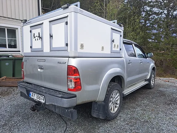 Toyota Hilux 2011 photo 4