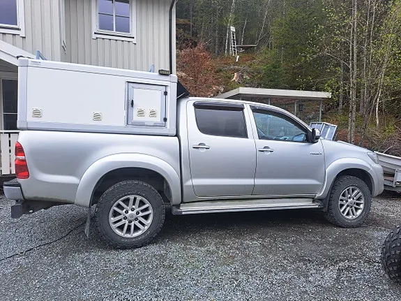 Toyota Hilux 2011 photo 5