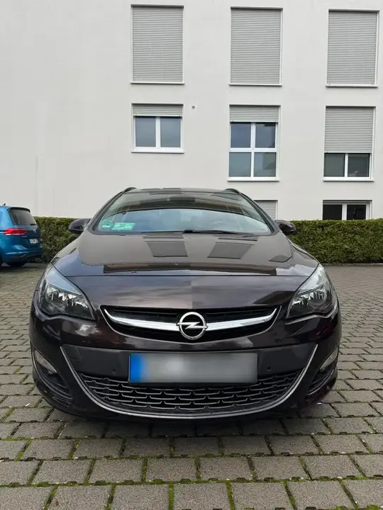 Volkswagen Astra J